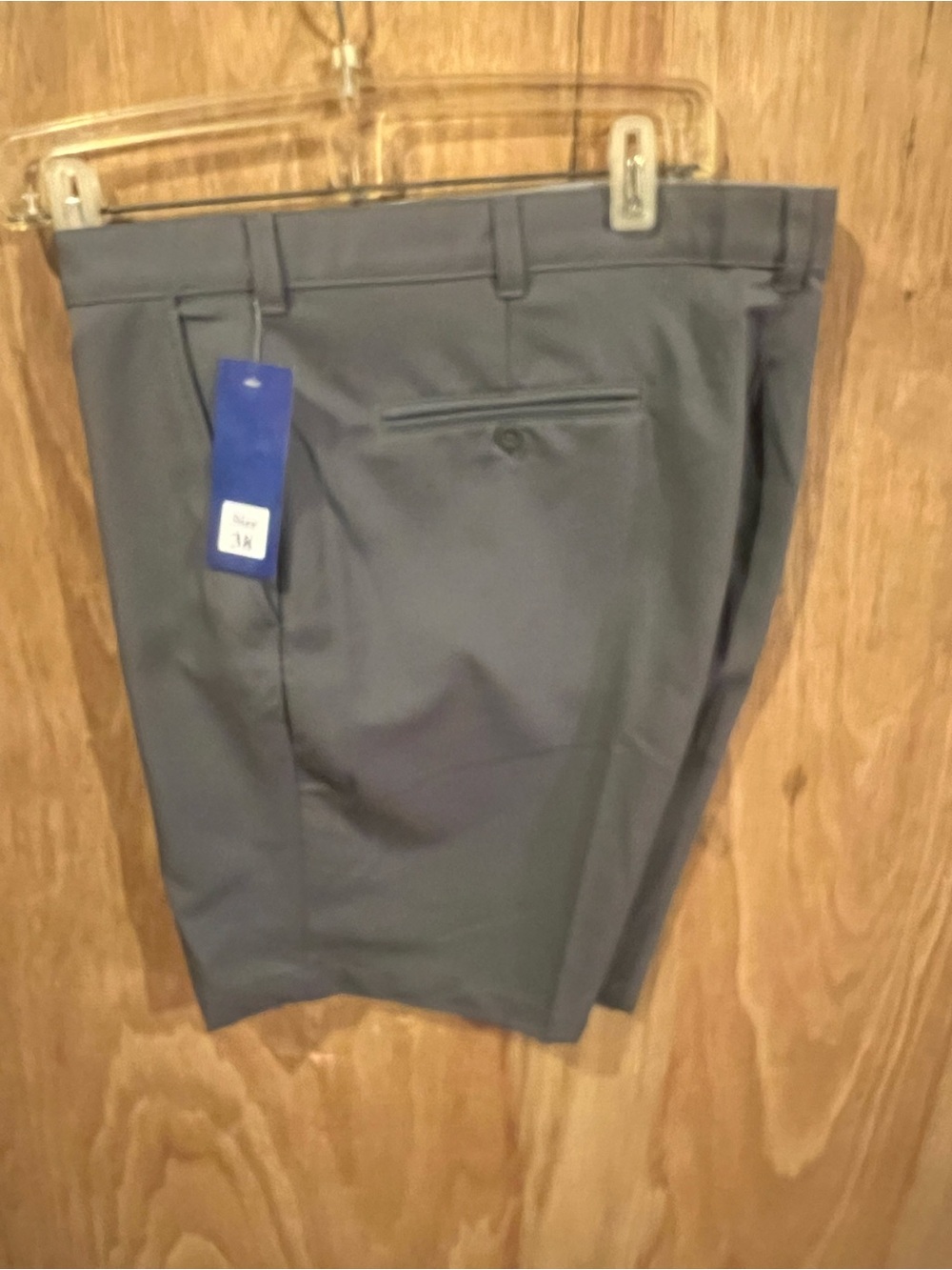 Men's Flat-Front Golf Shorts in Charcoal Gray - Smart Casual